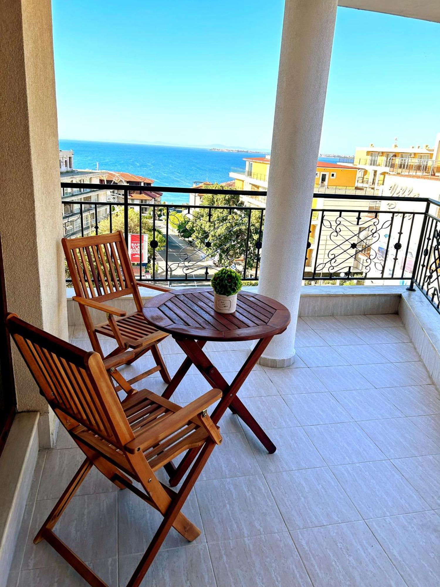 Apartment Calabria Светий Влас Екстер'єр фото